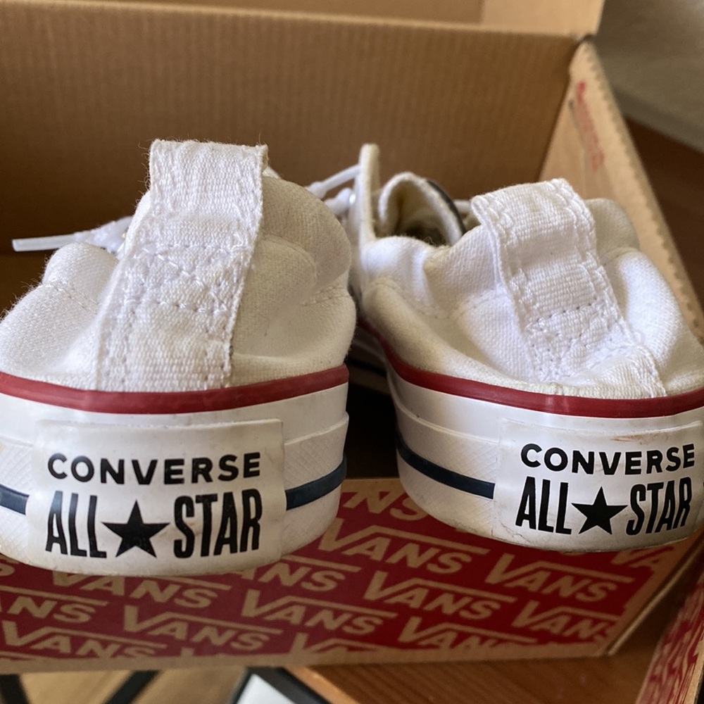 Stretch back converse - Picture 3 of 4